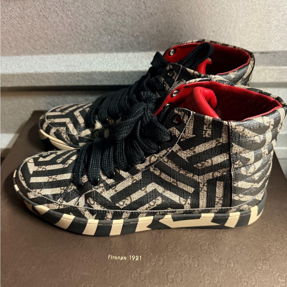 Gucci Sneakers